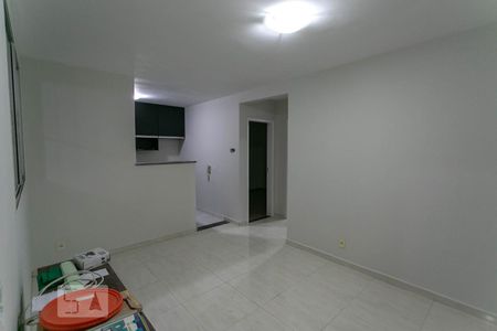 Sala de apartamento para alugar com 2 quartos, 48m² em Planalto, Belo Horizonte