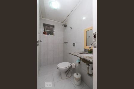Casa à venda com 153m², 2 quartos e 3 vagas Casa à venda com 153m², 2 quartos e 3 vagasBanheiro da Suite 02