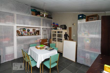 Casa à venda com 153m², 2 quartos e 3 vagas Casa à venda com 153m², 2 quartos e 3 vagasEdícula