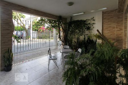 Casa à venda com 153m², 2 quartos e 3 vagas Casa à venda com 153m², 2 quartos e 3 vagasGaragem