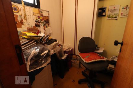 Apartamento à venda com 105m², 3 quartos e 2 vagasQuarto de Serviço