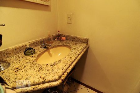 Apartamento à venda com 105m², 3 quartos e 2 vagasLavabo