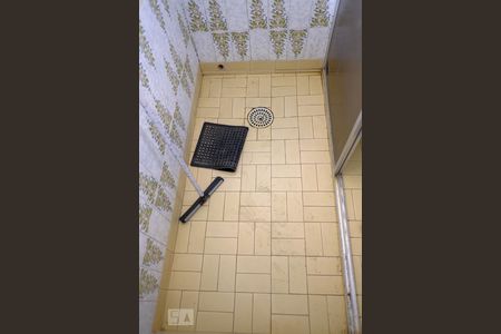 Casa à venda com 100m², 3 quartos e 2 vagasBanheiro 1