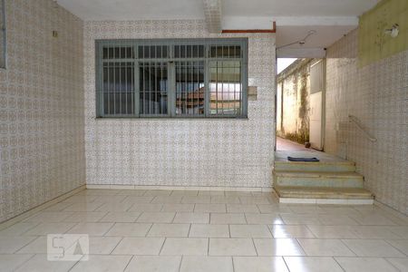 Casa à venda com 100m², 3 quartos e 2 vagasGaragem