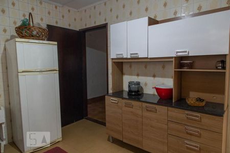 Casa à venda com 208m², 5 quartos e 3 vagas Casa à venda com 208m², 5 quartos e 3 vagasCozinha
