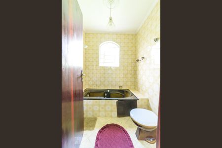 Casa à venda com 500m², 4 quartos e 8 vagas Casa à venda com 500m², 4 quartos e 8 vagasBanheiro Social 1