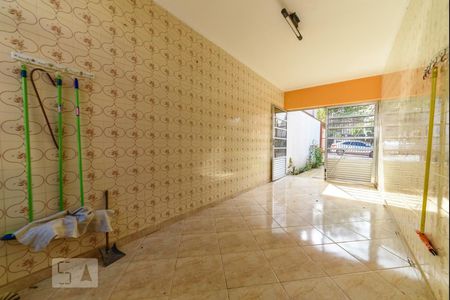 Casa à venda com 500m², 4 quartos e 8 vagas Casa à venda com 500m², 4 quartos e 8 vagasHall de Entrada