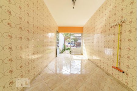 Casa à venda com 500m², 4 quartos e 8 vagas Casa à venda com 500m², 4 quartos e 8 vagasHall de Entrada