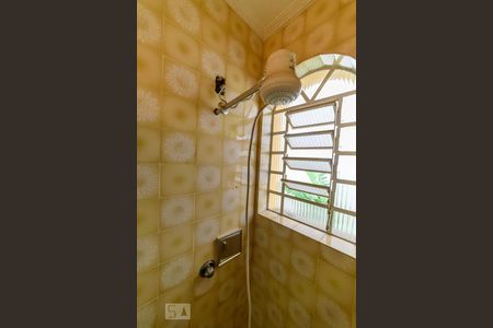 Casa à venda com 500m², 4 quartos e 8 vagas Casa à venda com 500m², 4 quartos e 8 vagasBanheiro da Suíte 1 - Chuveiro
