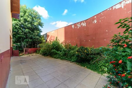 Casa à venda com 500m², 4 quartos e 8 vagas Casa à venda com 500m², 4 quartos e 8 vagasQuintal