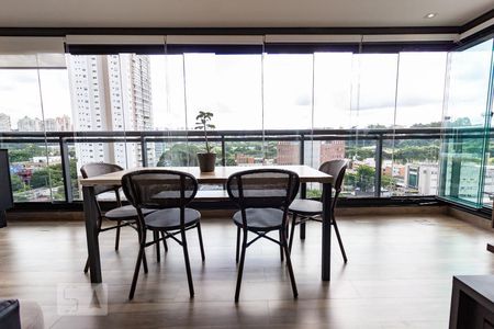 Sacada de apartamento para alugar com 2 quartos, 70m² em Chácara Santo Antônio (zona Sul), São Paulo