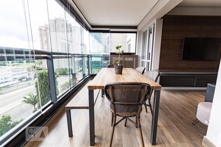 Sacada de apartamento para alugar com 2 quartos, 70m² em Chácara Santo Antônio (zona Sul), São Paulo
