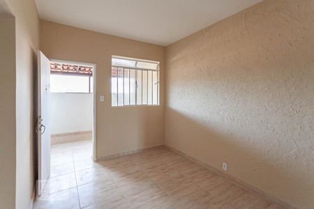 Sala de apartamento para alugar com 2 quartos, 69m² em Esplanada, Belo Horizonte