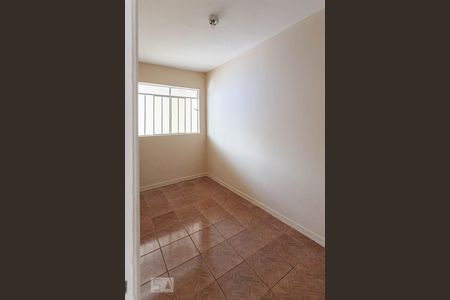 Quarto 2 de apartamento para alugar com 2 quartos, 69m² em Esplanada, Belo Horizonte