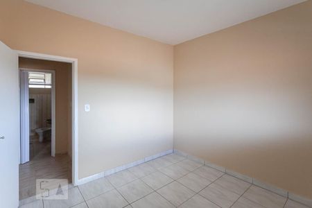 Quarto 1 de apartamento para alugar com 2 quartos, 69m² em Esplanada, Belo Horizonte