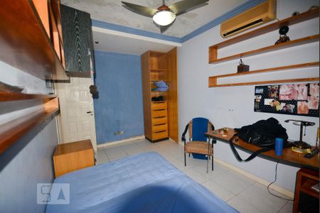 Casa à venda com 500m², 5 quartos e 4 vagasQuarto 4