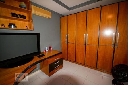 Casa à venda com 500m², 5 quartos e 4 vagasQuarto 3