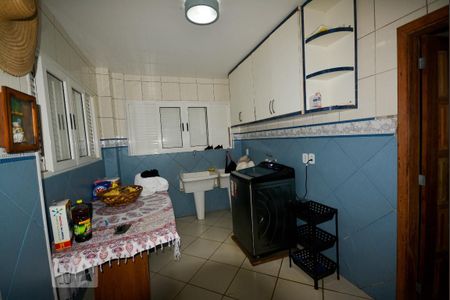 Casa à venda com 500m², 5 quartos e 4 vagasLavanderia