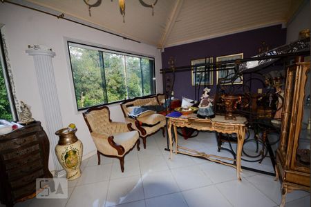 Casa à venda com 500m², 5 quartos e 4 vagasSótão