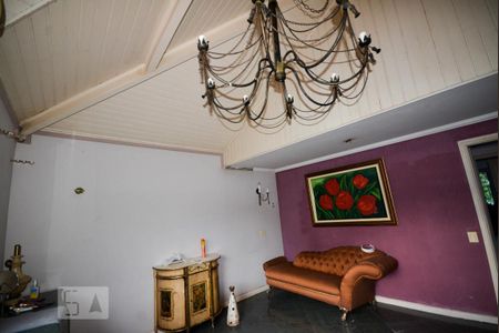 Casa à venda com 500m², 5 quartos e 4 vagasSótão