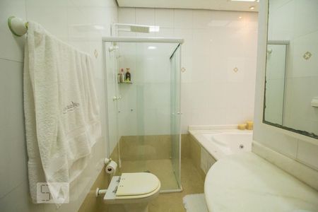 Casa à venda com 300m², 5 quartos e 3 vagasBanheiro Quarto 3 - Suíte