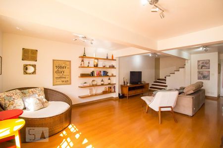 Casa à venda com 300m², 5 quartos e 3 vagasSala de TV