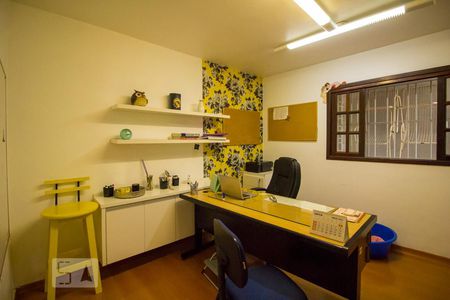 Casa à venda com 300m², 5 quartos e 3 vagasQuarto 4