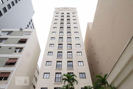 Apartamento para alugar com 36m², 1 quarto e 1 vaga Apartamento para alugar com 36m², 1 quarto e 1 vagaFachada