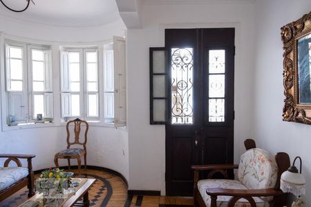 Casa à venda com 240m², 4 quartos e 1 vaga Casa à venda com 240m², 4 quartos e 1 vagaSala de 2