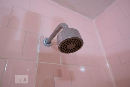 Casa à venda com 240m², 4 quartos e 1 vaga Casa à venda com 240m², 4 quartos e 1 vagaBanheiro 2º andar