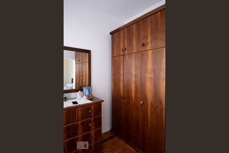 Casa à venda com 240m², 4 quartos e 1 vaga Casa à venda com 240m², 4 quartos e 1 vagaQuarto 3