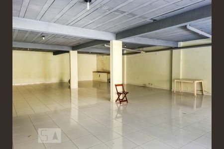 Casa de condomínio à venda com 120m², 3 quartos e 2 vagas Casa de condomínio à venda com 120m², 3 quartos e 2 vagasÁrea comum - Salão de festas