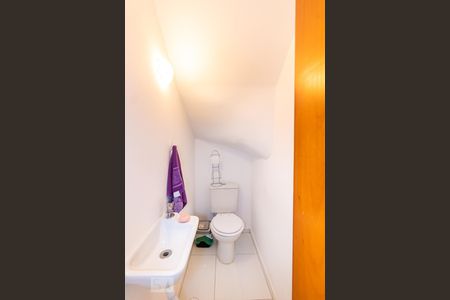 Casa de condomínio à venda com 120m², 3 quartos e 2 vagas Casa de condomínio à venda com 120m², 3 quartos e 2 vagasLavabo