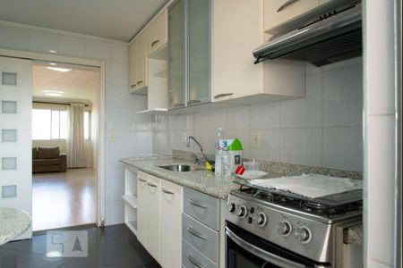Apartamento à venda com 105m², 2 quartos e 2 vagas Apartamento à venda com 105m², 2 quartos e 2 vagasCozinha
