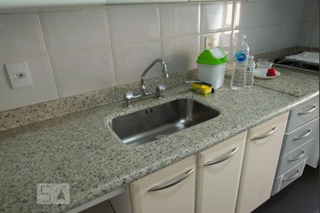 Apartamento à venda com 105m², 2 quartos e 2 vagas Apartamento à venda com 105m², 2 quartos e 2 vagasPia