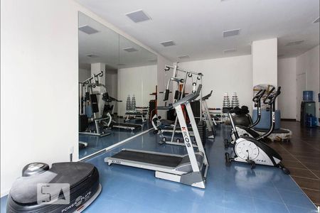 Apartamento para alugar com 44m², 1 quarto e 1 vaga Apartamento para alugar com 44m², 1 quarto e 1 vagaAcademia