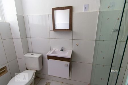 Banheiro de kitnet/studio para alugar com 1 quarto, 30m² em Centro, Rio de Janeiro