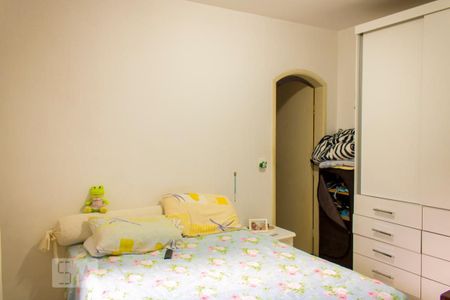 Casa à venda com 268m², 5 quartos e 1 vagaQuarto 2 - Suíte