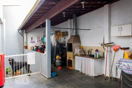 Casa à venda com 268m², 5 quartos e 1 vagaÁrea de Serviço 2