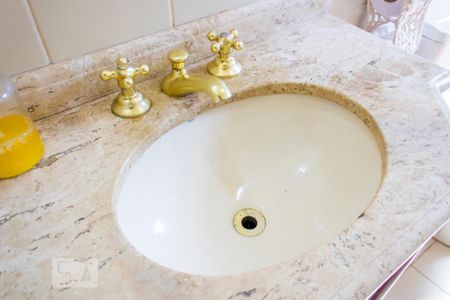 Casa à venda com 268m², 5 quartos e 1 vagaBanheiro Social 1