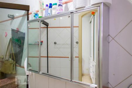 Casa à venda com 268m², 5 quartos e 1 vagaBanheiro da Suíte 2