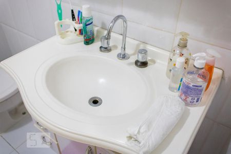 Casa à venda com 268m², 5 quartos e 1 vagaBanheiro Social 2