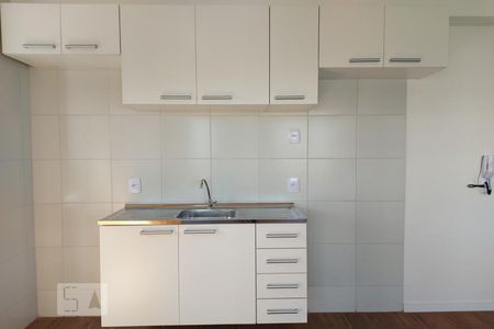 Cozinha de apartamento para alugar com 1 quarto, 37m² em Presidente Altino, Osasco