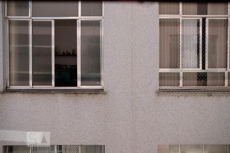 Apartamento à venda com 43m², 1 quarto e sem vaga Apartamento à venda com 43m², 1 quarto e sem vagaVista de frente da Sala