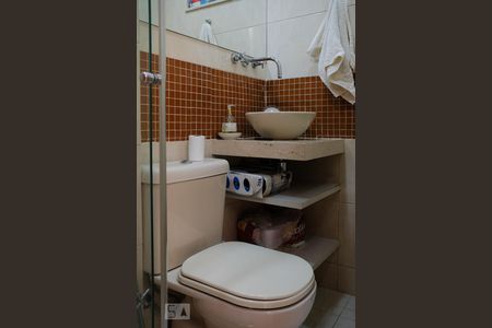 Apartamento à venda com 43m², 1 quarto e sem vaga Apartamento à venda com 43m², 1 quarto e sem vagaBanheiro Social