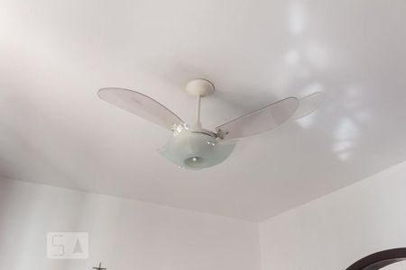 Casa à venda com 258m², 3 quartos e 4 vagasQuarto 3