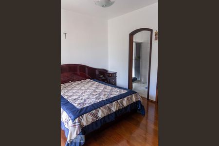 Casa à venda com 258m², 3 quartos e 4 vagasQuarto 3