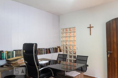 Casa à venda com 258m², 3 quartos e 4 vagasEscritório