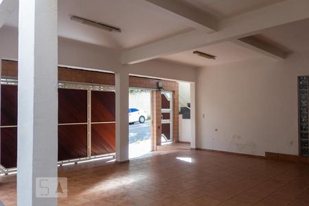 Casa à venda com 258m², 3 quartos e 4 vagasGaragem