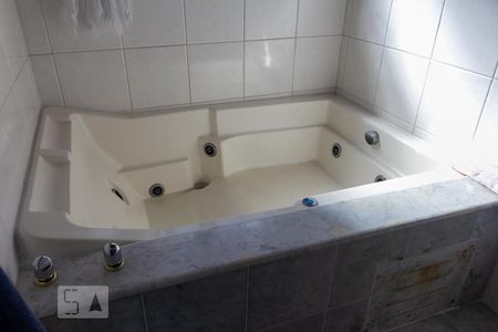 Casa à venda com 258m², 3 quartos e 4 vagasQuarto 3 - suite